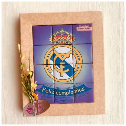 Caja del Real Madrid personalizada . Hecho a mano